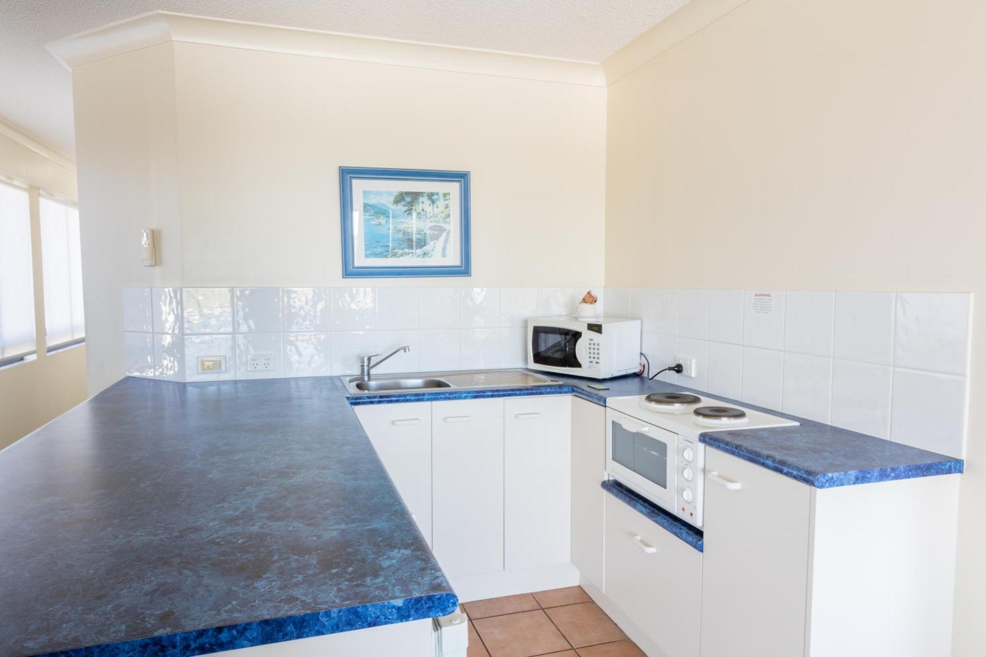 Belaire Place Motel Apartments Caloundra Oda fotoğraf
