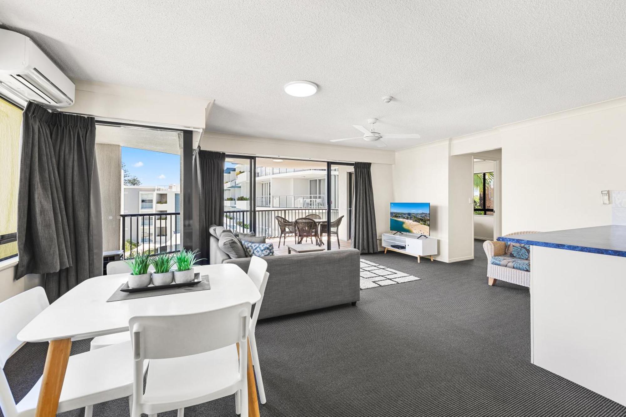 Belaire Place Motel Apartments Caloundra Dış mekan fotoğraf