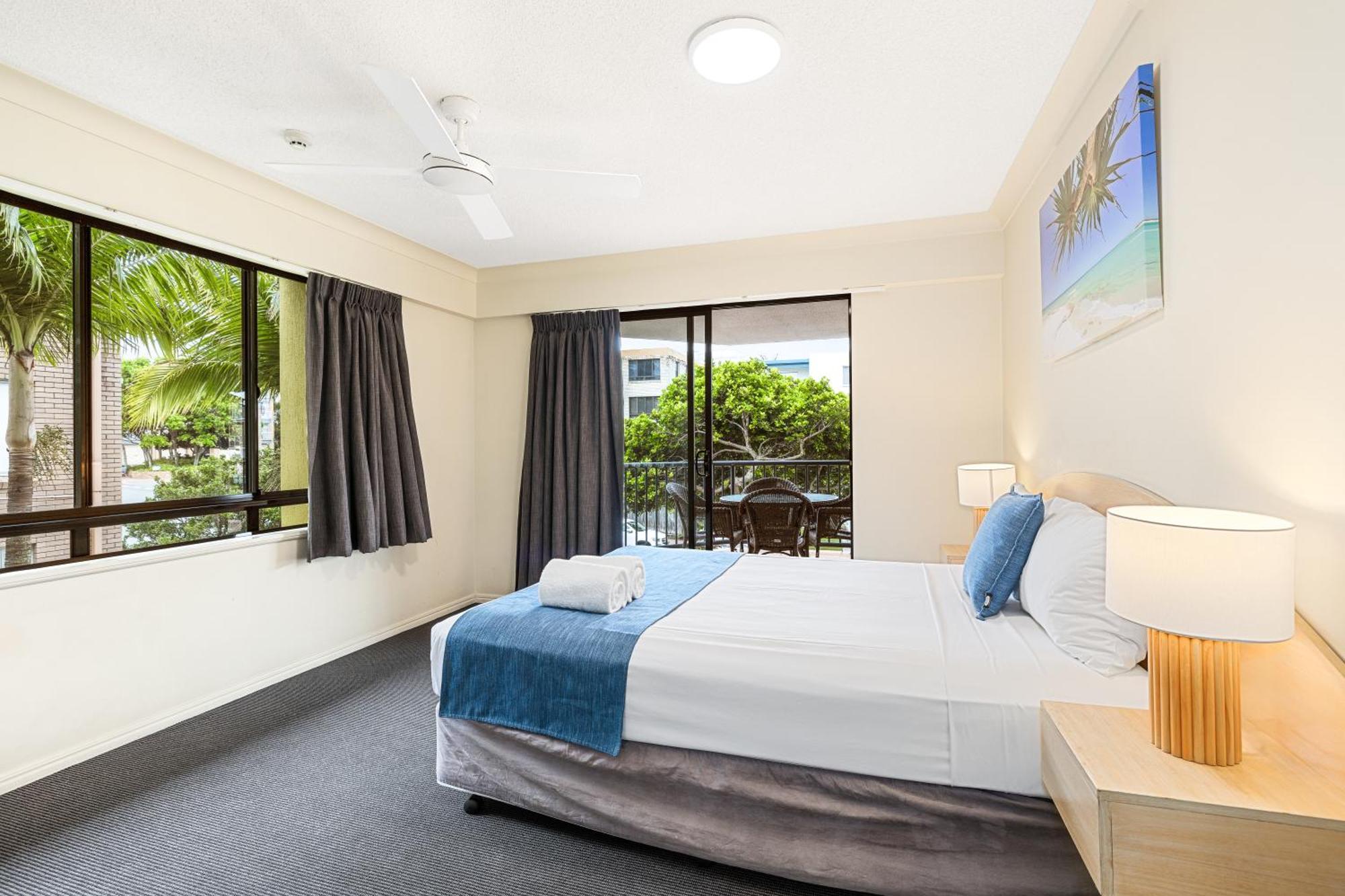 Belaire Place Motel Apartments Caloundra Dış mekan fotoğraf
