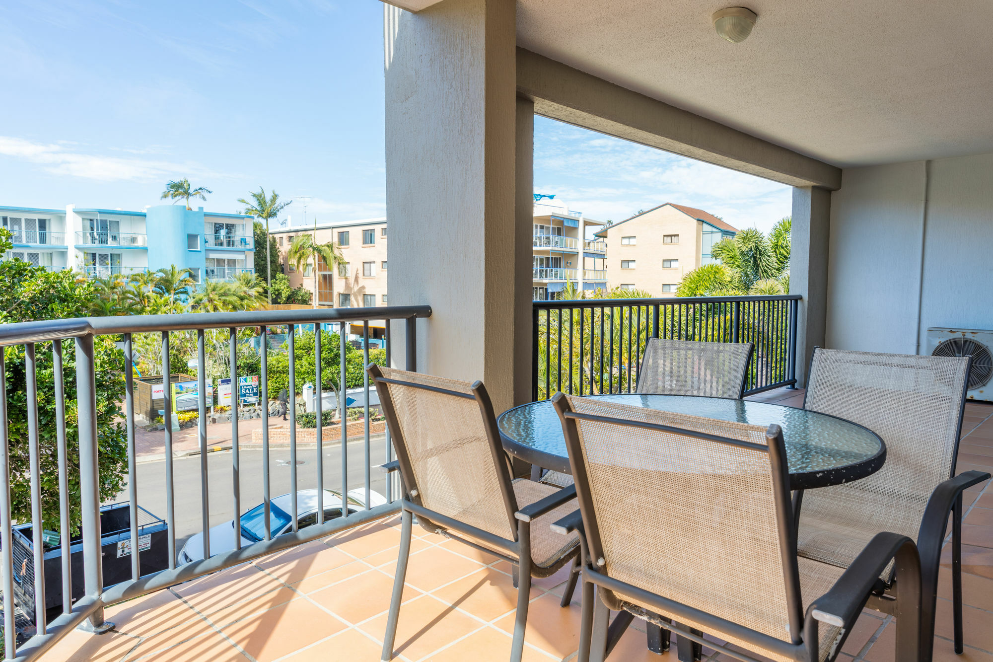 Belaire Place Motel Apartments Caloundra Dış mekan fotoğraf