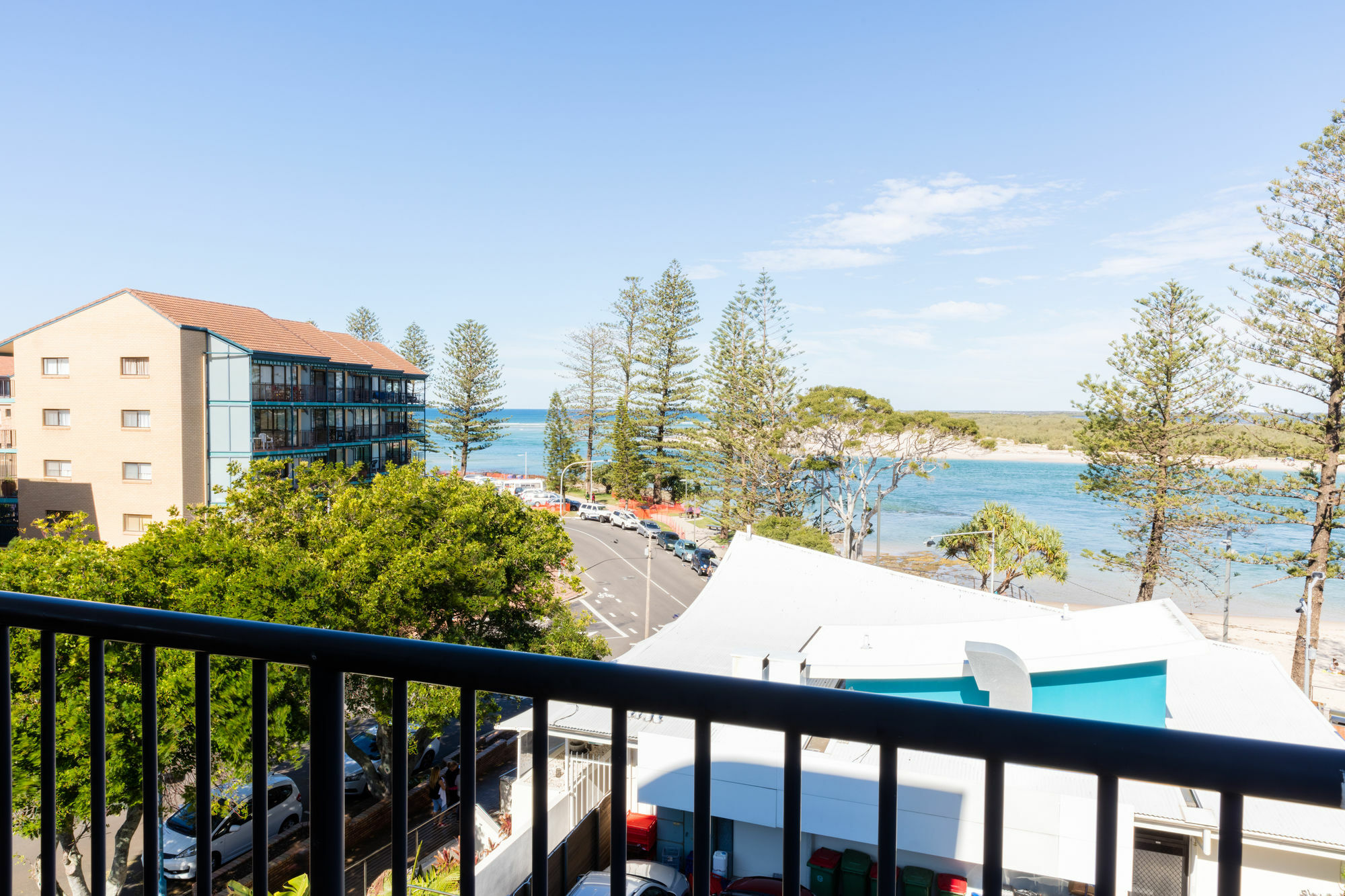 Belaire Place Motel Apartments Caloundra Dış mekan fotoğraf